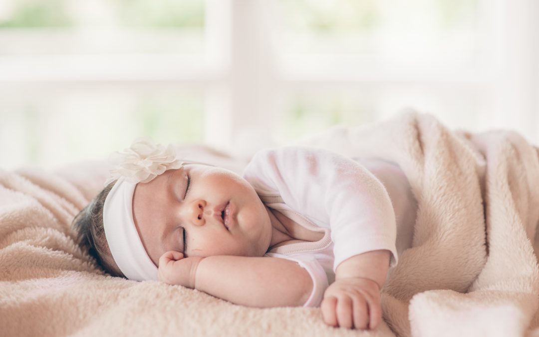sleeping baby girl | Long Island NY Sleep Consultant | Sleep Rest and Play